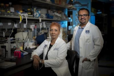 Drs. Martin and Jadeja in the laboratory